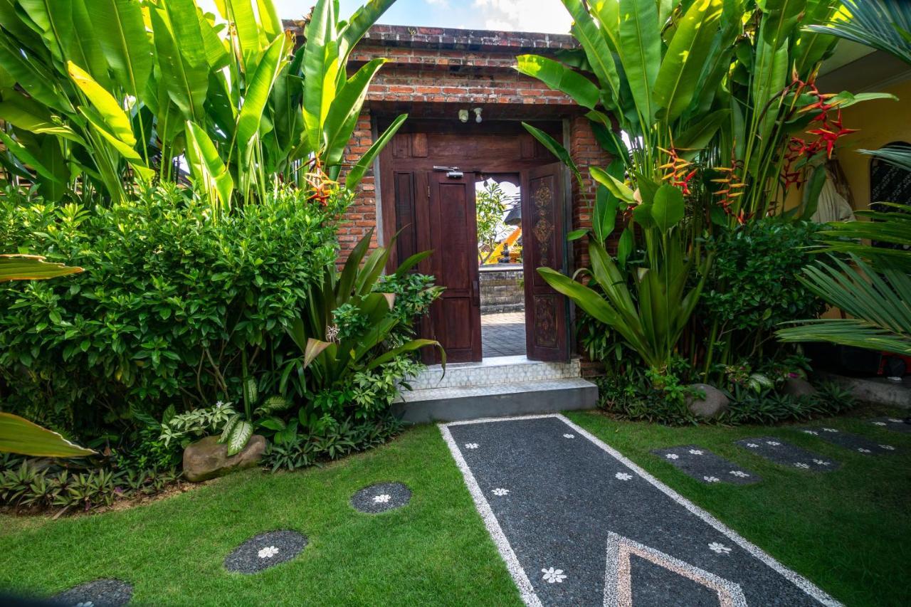 D-Anyar Stay And Surf Canggu Екстер'єр фото