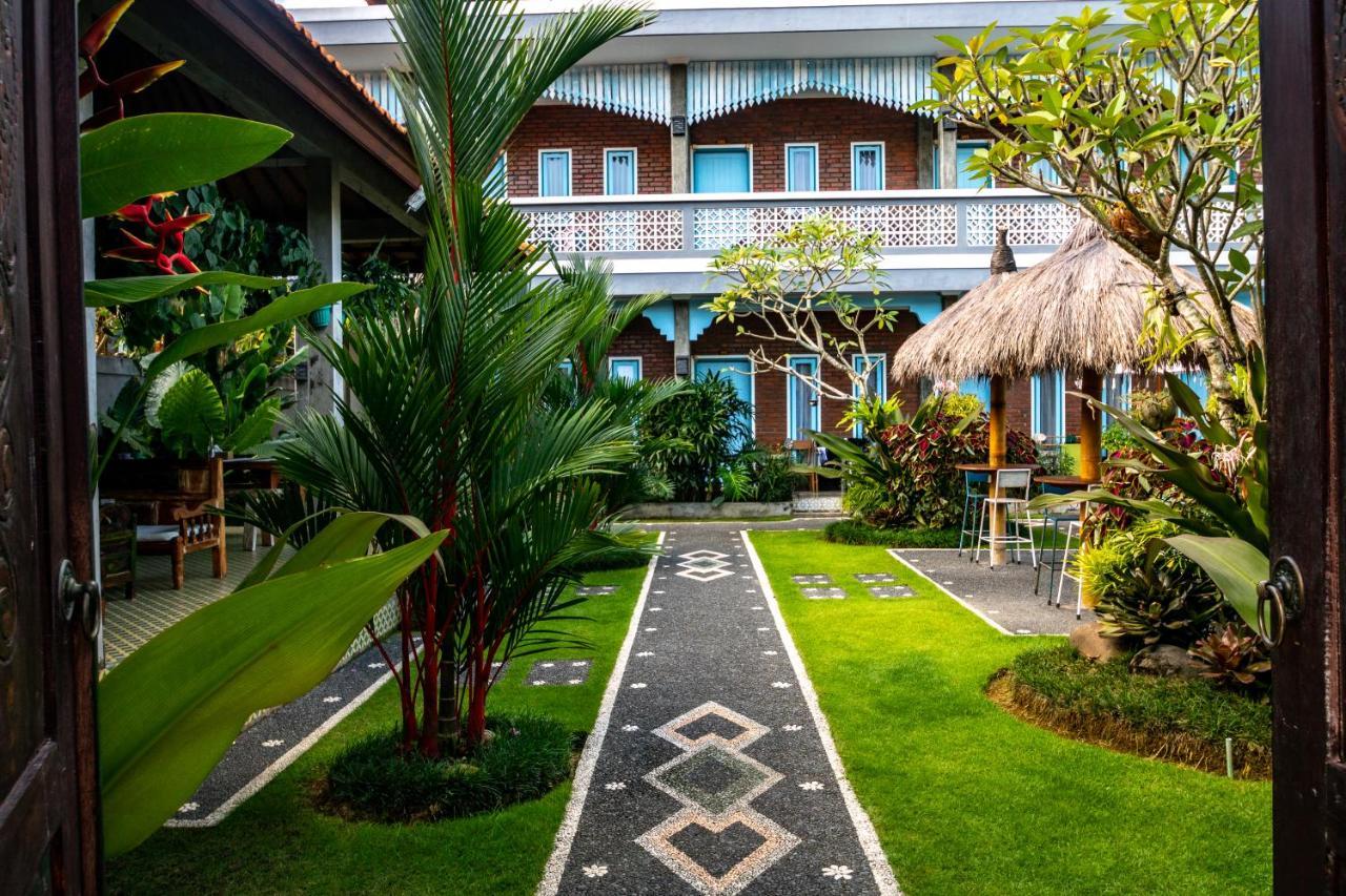 D-Anyar Stay And Surf Canggu Екстер'єр фото