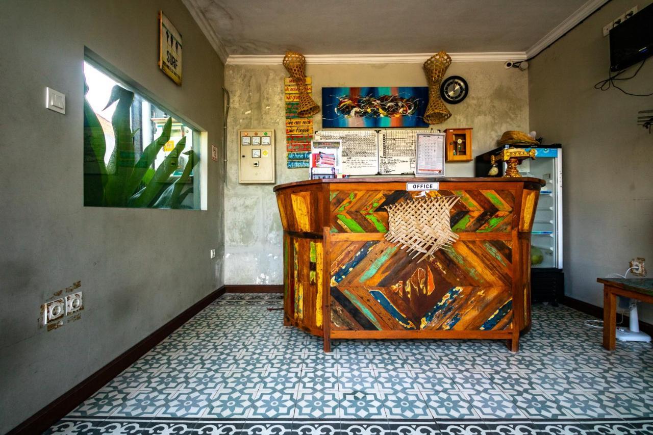 D-Anyar Stay And Surf Canggu Екстер'єр фото