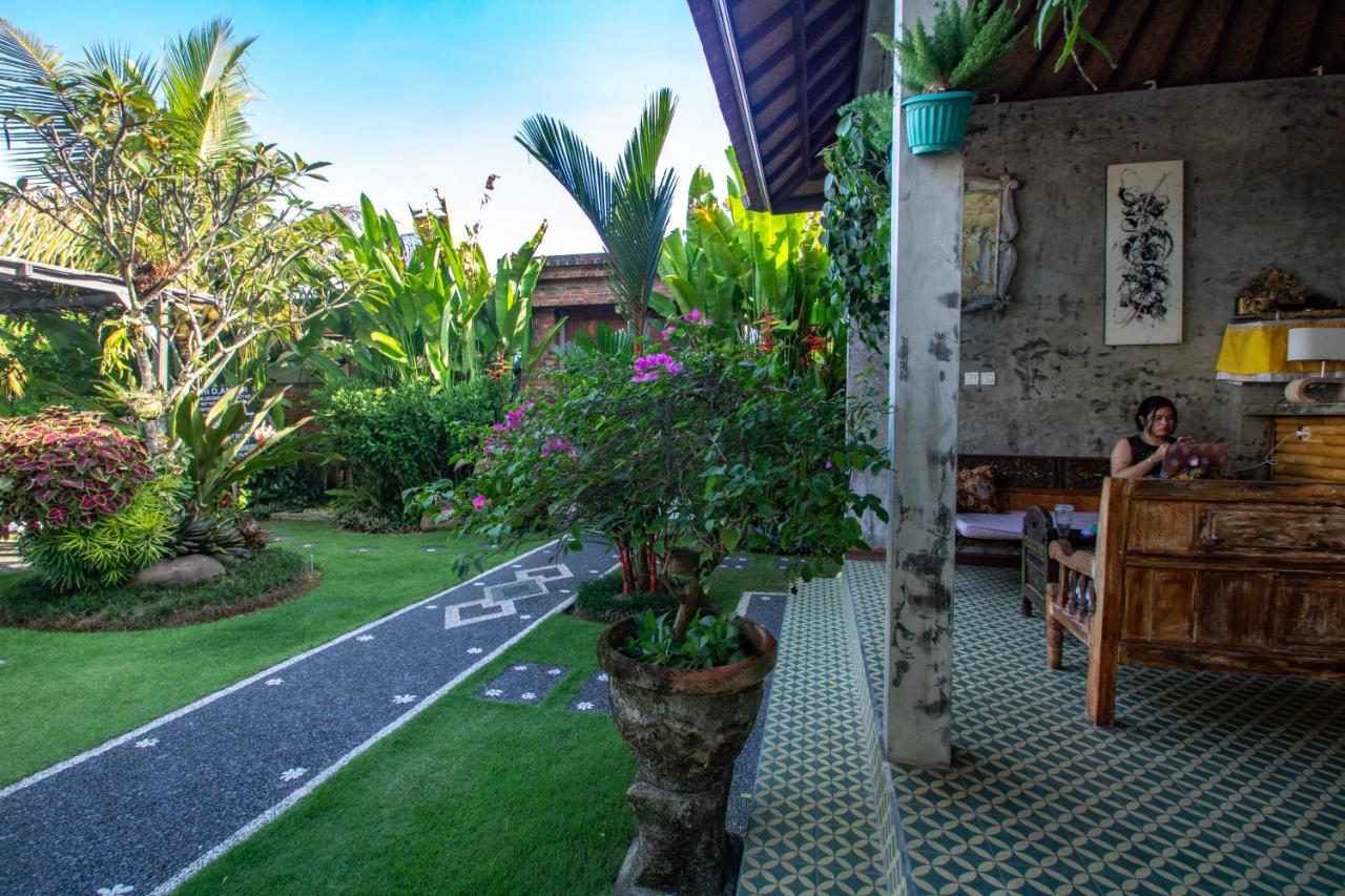 D-Anyar Stay And Surf Canggu Екстер'єр фото