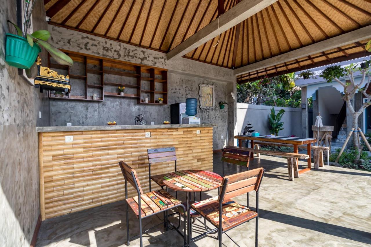 D-Anyar Stay And Surf Canggu Екстер'єр фото